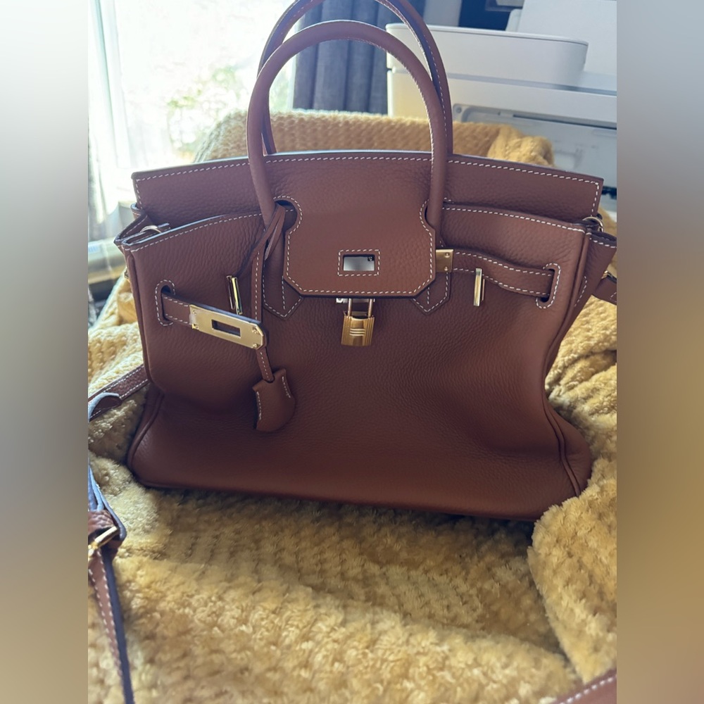 Boutique fashion bag. Soft pebbled leather. Beautiful brown.